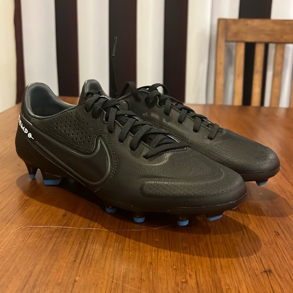 Nike Tiempo Legend 9 Pro FG Soccer Cleats shoes DA1175 001 Mens 6 / Womens 7.5